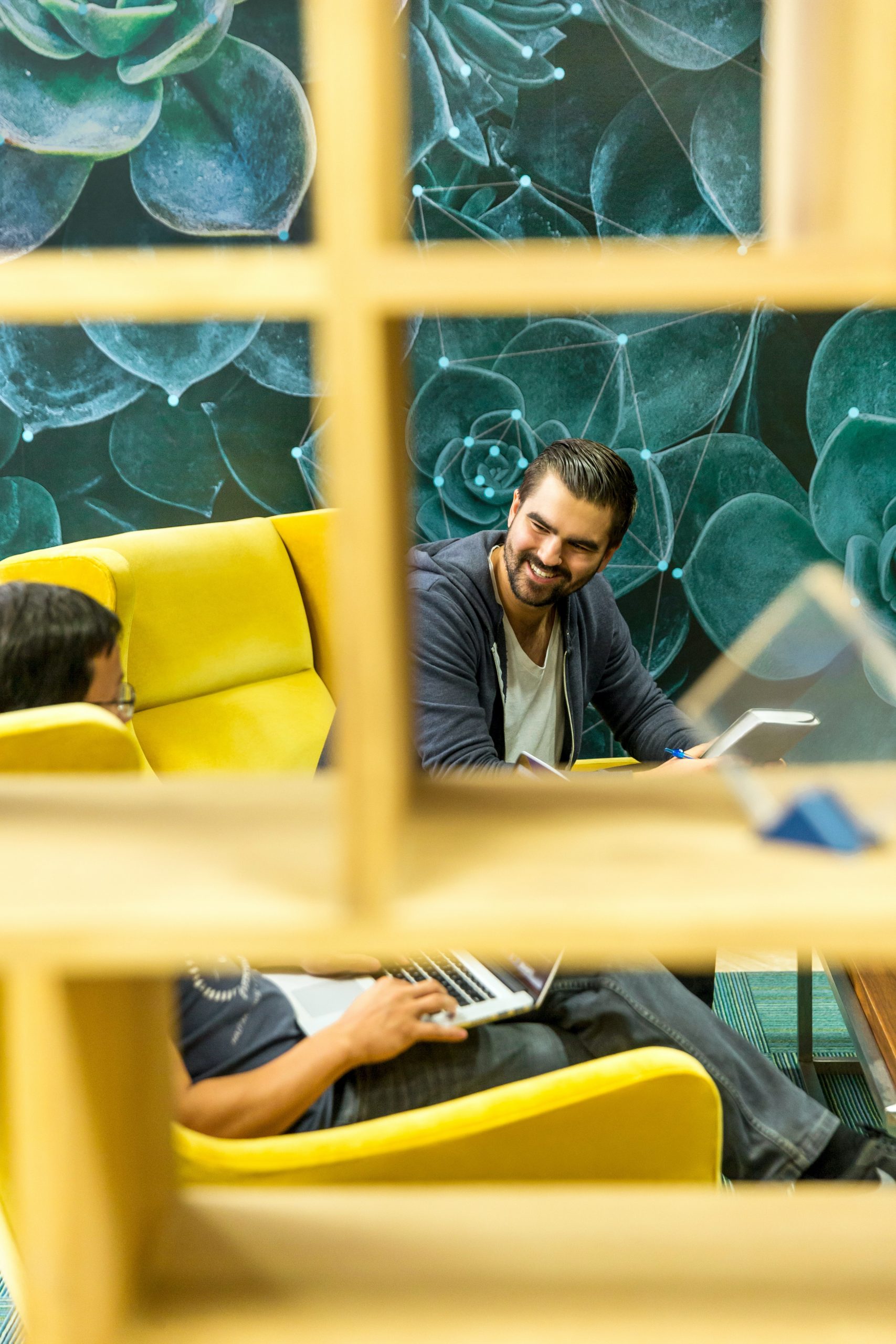 Enterprise Networks people in office smiling